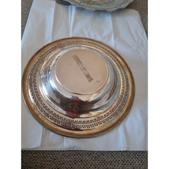 Vintage Silver Plate Wm. Rodgers Round Serving Bowl Rope Trim 12”. - Picture 4 of 4